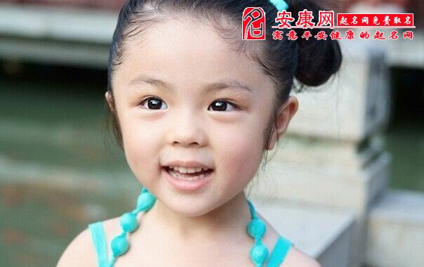 有一部<em>小说</em>,男主姓穆,是一大总裁,主要讲一个女