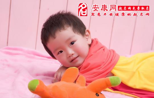 夏天出生的<em>男宝宝起名</em> 夏季出生的<em>女宝宝起名</em>