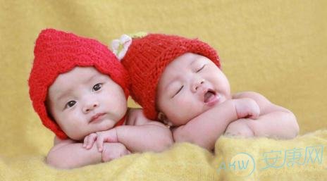 双胞胎宝宝取名大全 掌握正确的技巧